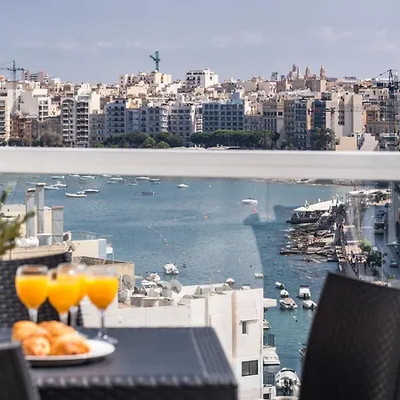 Private Penthouse 아파트 Saint Julian's
