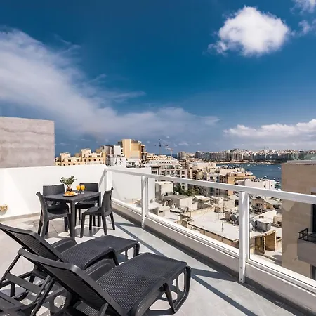 Private Penthouse * Saint Julian's