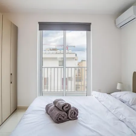 Private Penthouse Saint Julian's